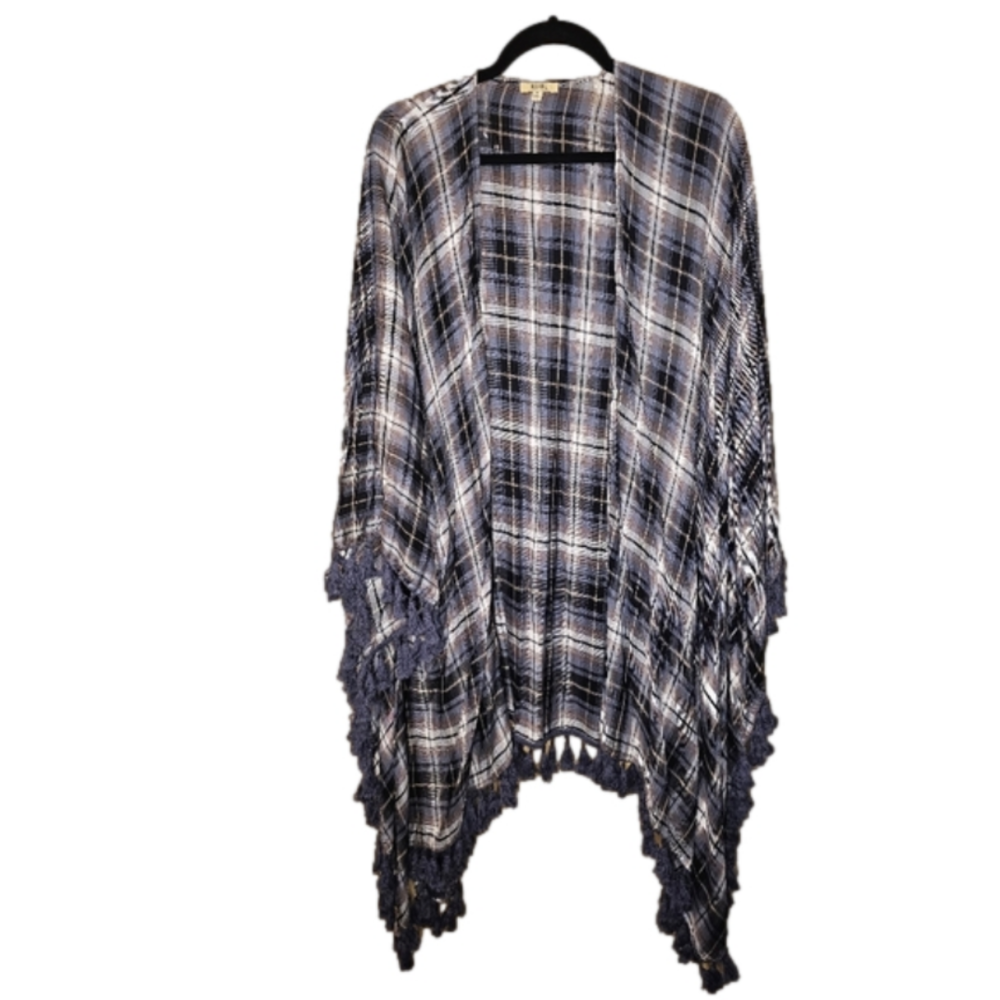 Kori America Plaid Kimono top with tassel details Size Medium